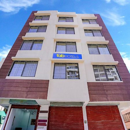 Pimpri-Chinchwad Fabhotel Crystal Inn - Nr Suvarndeep Chowk מראה חיצוני תמונה