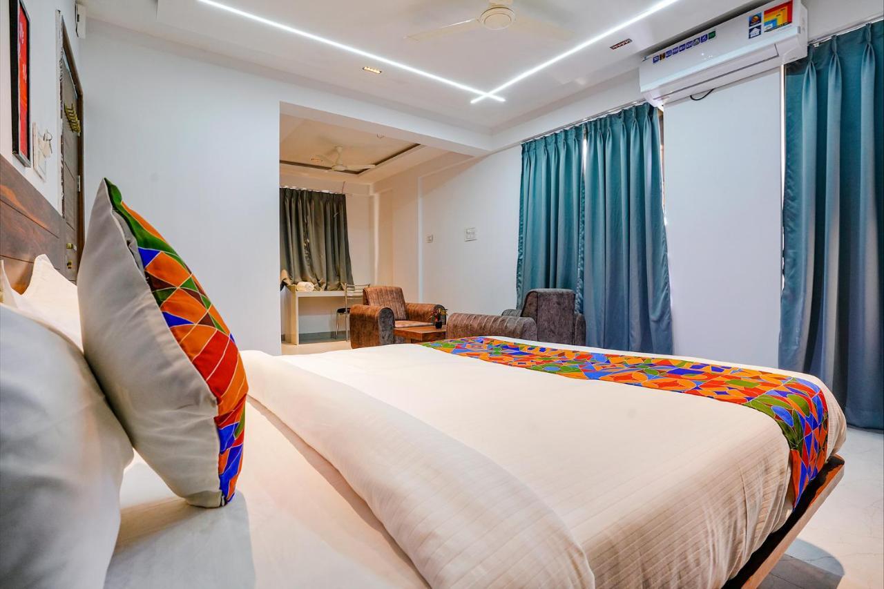 Pimpri-Chinchwad Fabhotel Crystal Inn - Nr Suvarndeep Chowk מראה חיצוני תמונה