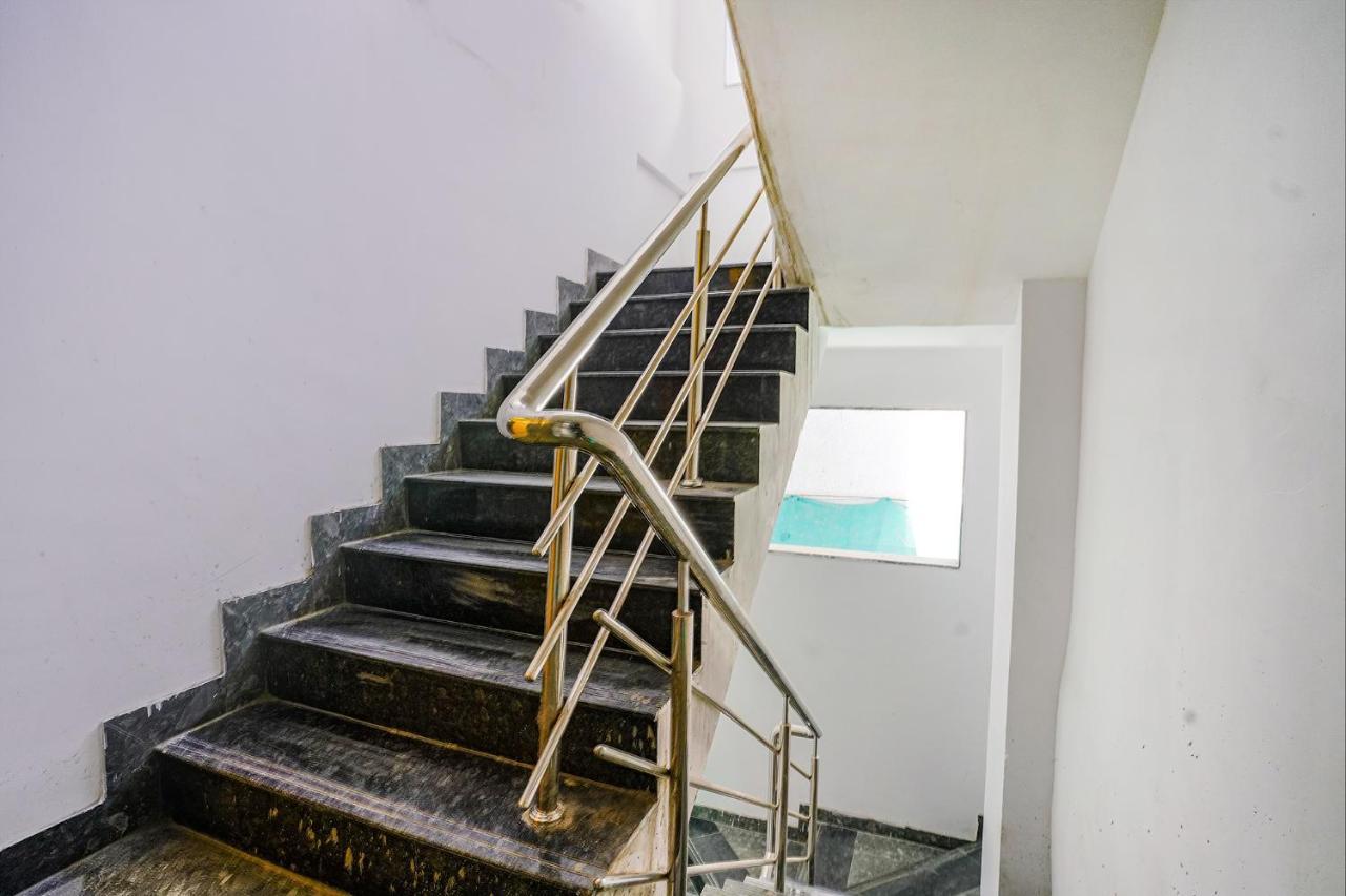 Pimpri-Chinchwad Fabhotel Crystal Inn - Nr Suvarndeep Chowk מראה חיצוני תמונה